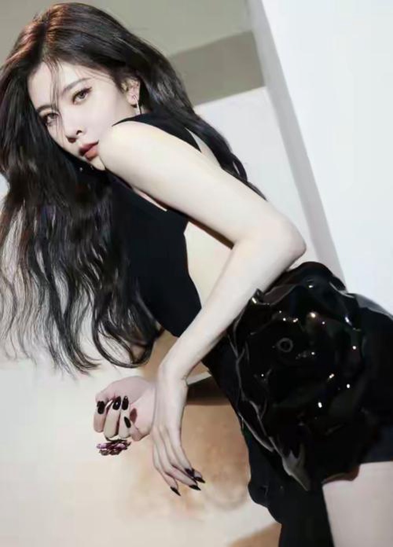 宋妍霏